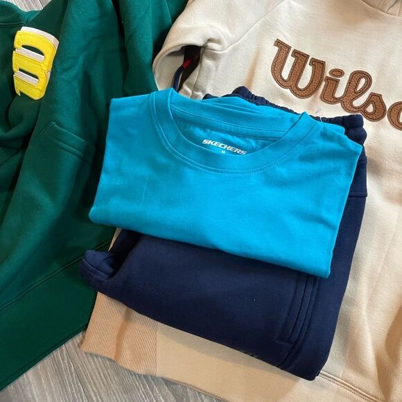 NWOT Wilson sweatshirt and pants bundle Boys Size M - Picture 11 of 11